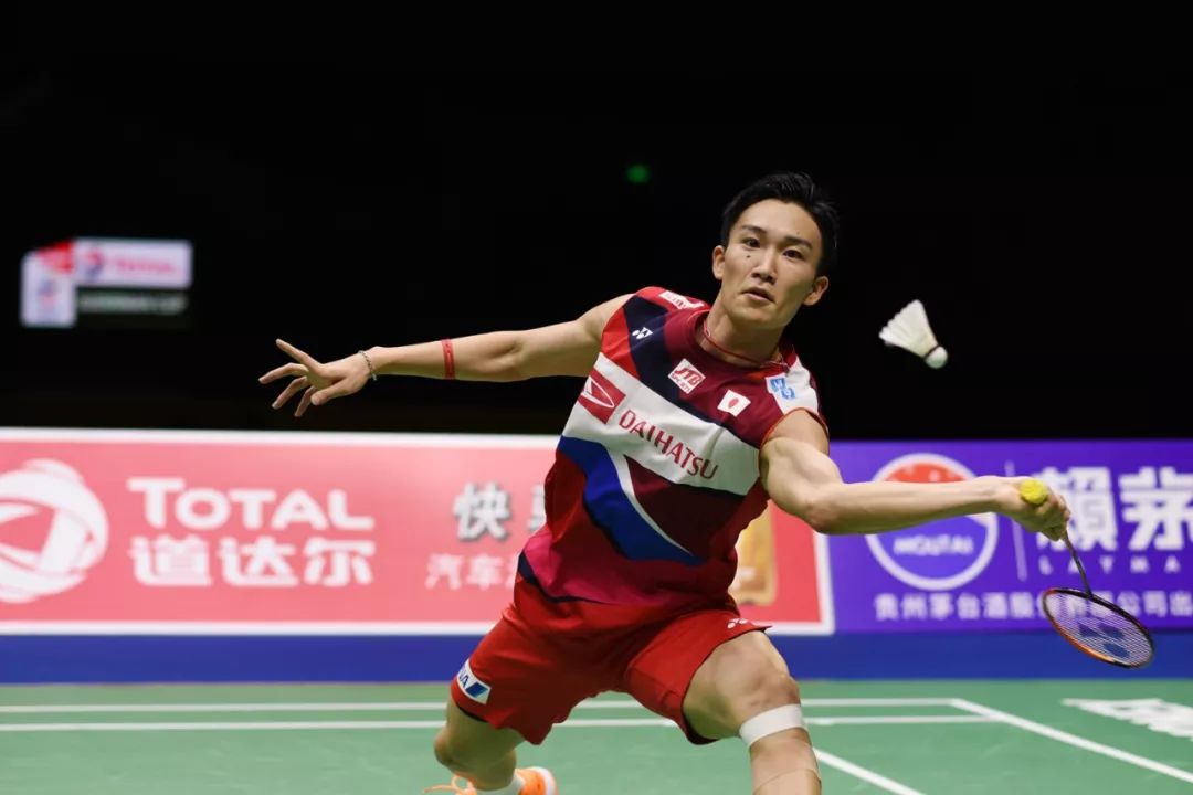 印尼队翻盘中国队,桃田贤斗点燃赛场 印尼队翻盘中国队,桃田贤斗点燃赛场