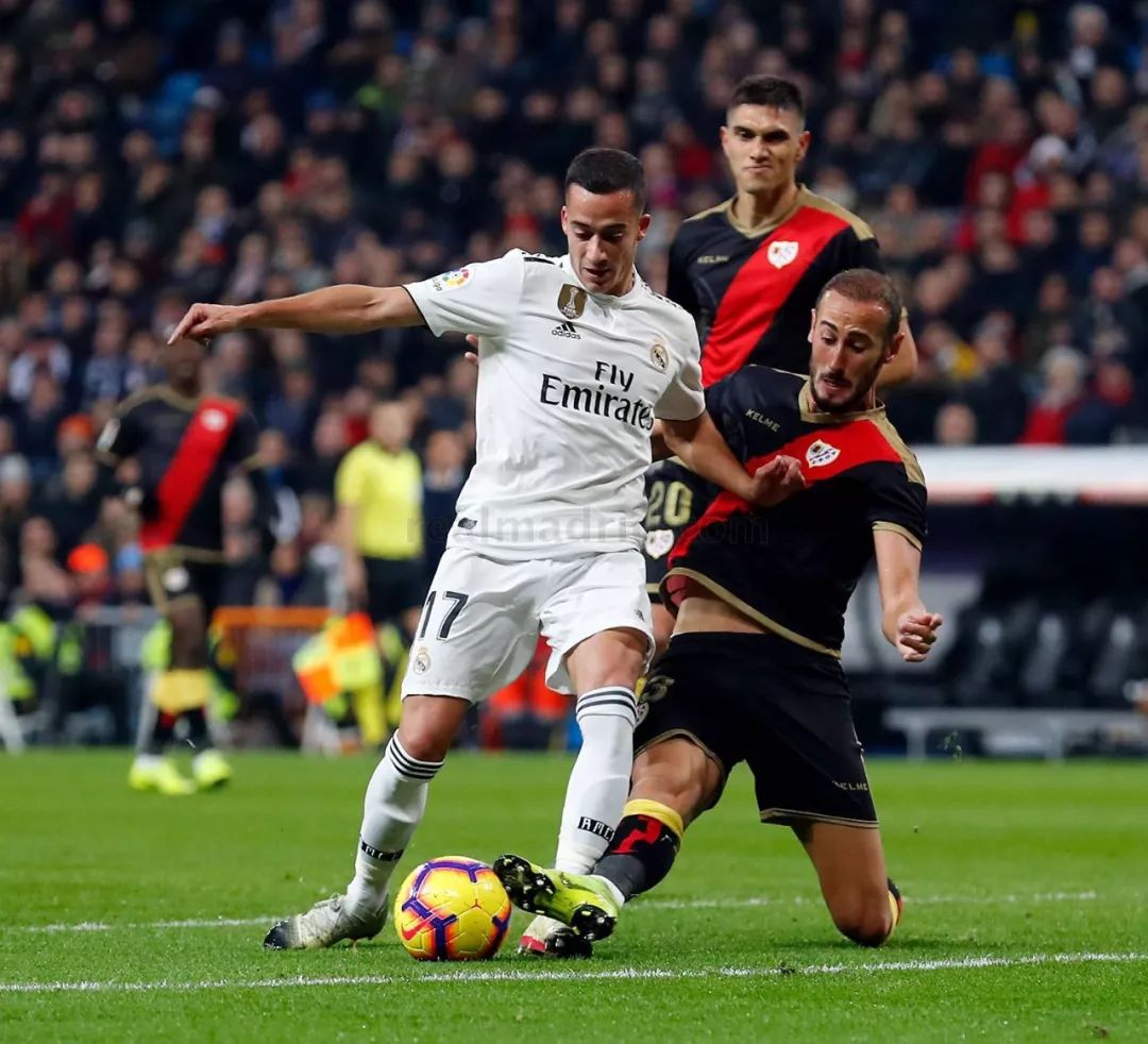 塞维利亚完胜波兰，本泽马关键制胜