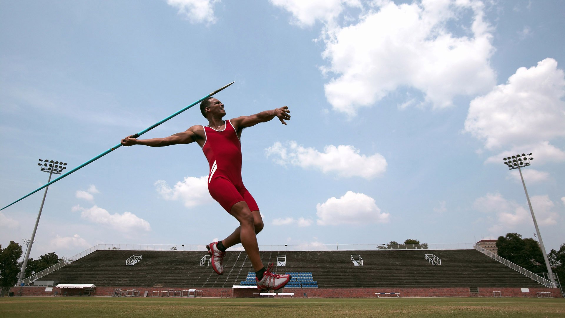火箭节奏掌控广东队，莫兰特成为关键先生